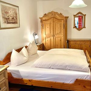 Kamer met een King Size Bed